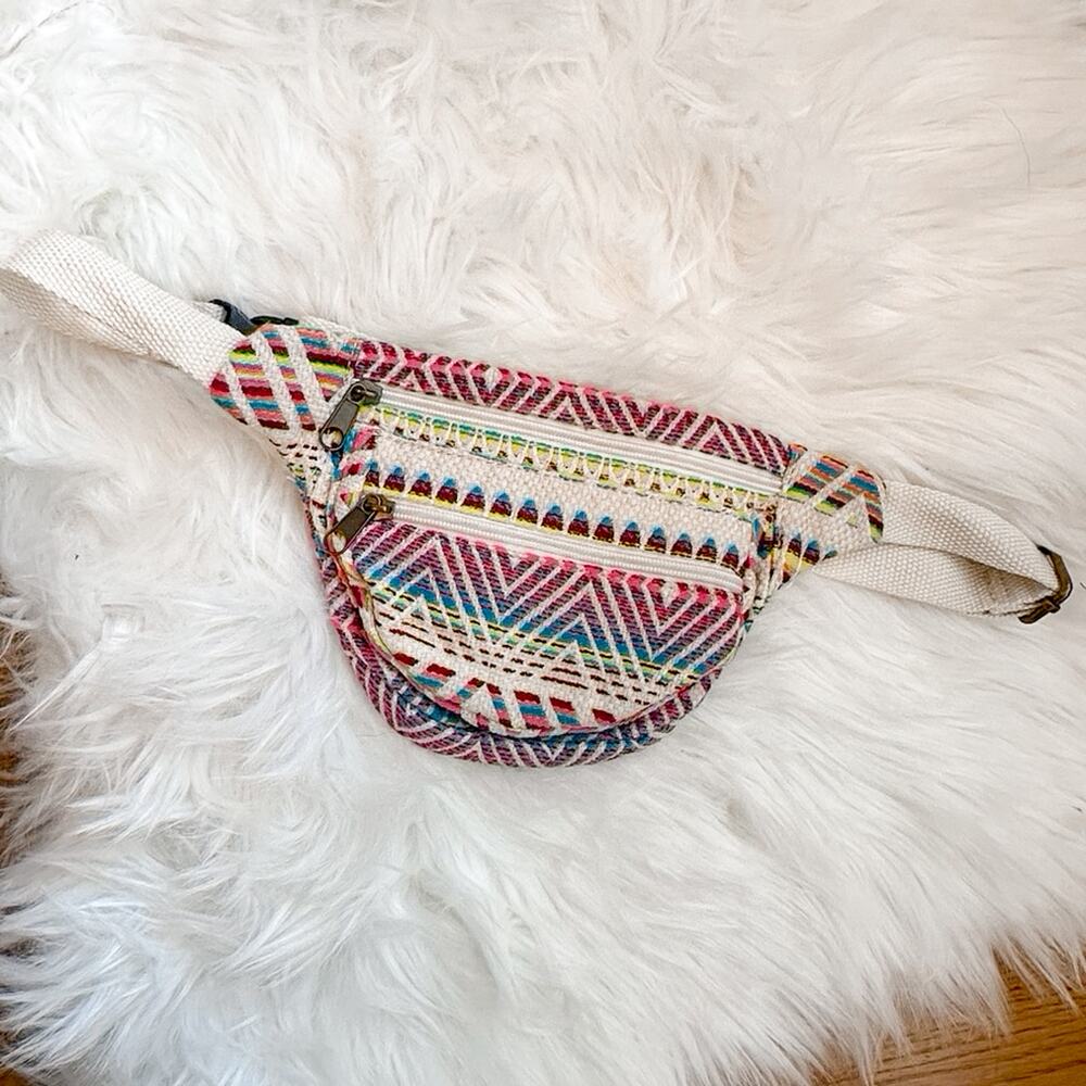 NWOT Colorful Patterned Waistpack